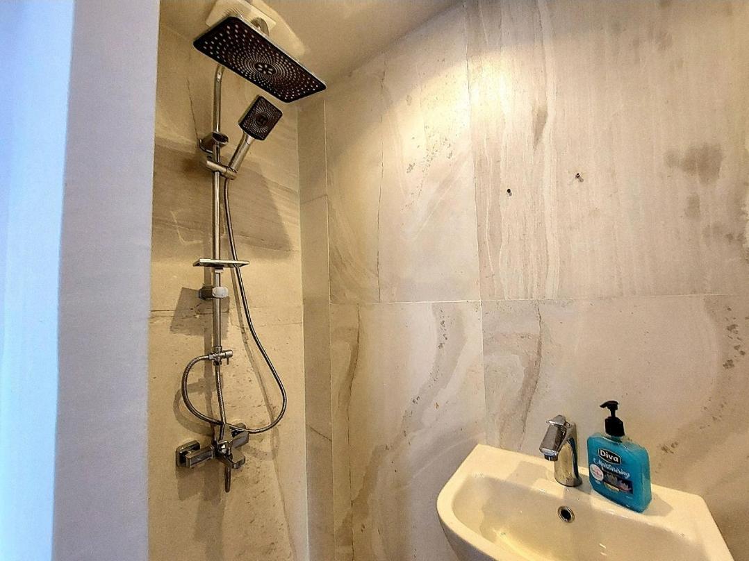 Arab Hostel, Welcoming All Solo And Groups Travellers But, Unmarried Couples Not Allowed Alejandría Exterior foto