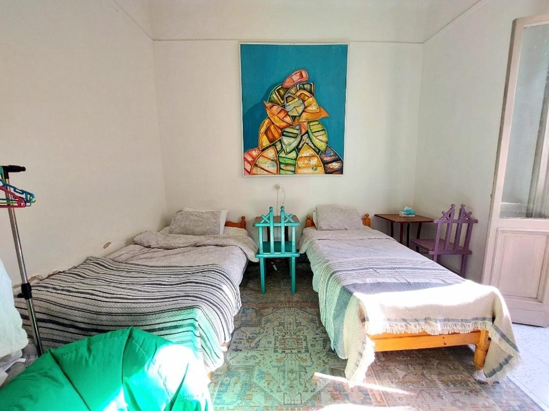 Arab Hostel, Welcoming All Solo And Groups Travellers But, Unmarried Couples Not Allowed Alejandría Exterior foto