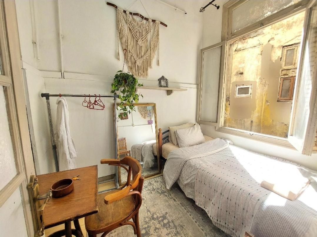 Arab Hostel, Welcoming All Solo And Groups Travellers But, Unmarried Couples Not Allowed Alejandría Exterior foto