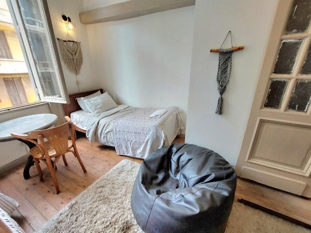 Arab Hostel, Welcoming All Solo And Groups Travellers But, Unmarried Couples Not Allowed Alejandría Exterior foto